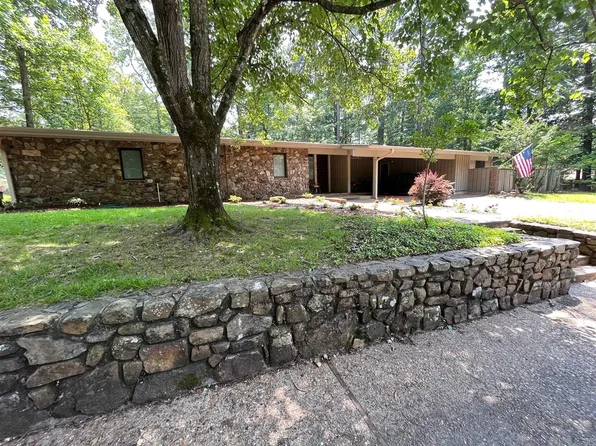 901 Sue St, Magnolia, AR 71753