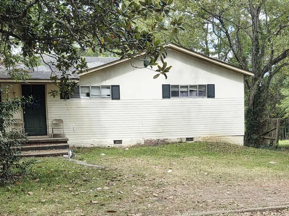 684 Heather Ln, Jackson, MS 39206