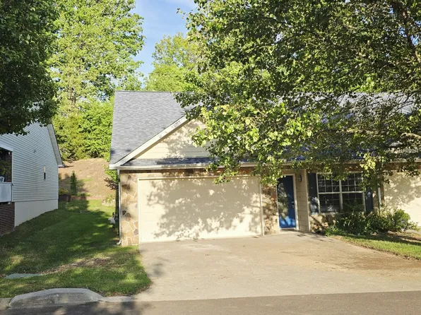 5274 Avery Woods Ln, Knoxville, TN 37921