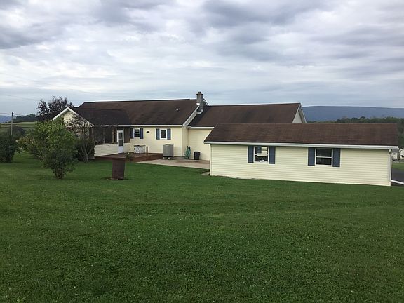 5th image of 24 Oak Run Ln