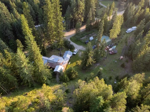 1759 Perkins Lake Rd, Moyie Springs, ID 83845