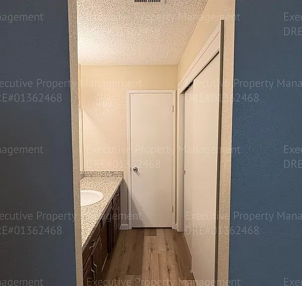 709 Deseret Way — Photo 27
