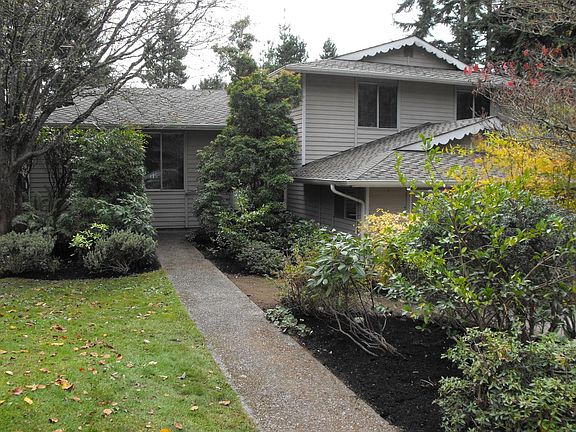 5th image of 311 Fir Acres Dr NW