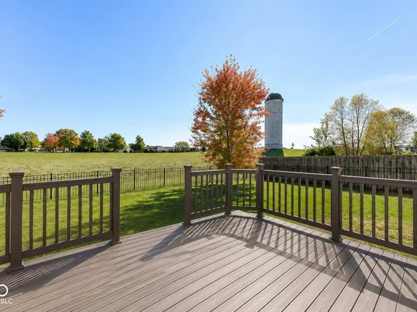 3391 Roundlake Ln, Whitestown, IN 46075