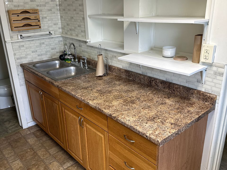 1st image of 30 Pearl Ave #2