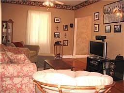 Note finished pinewood floors