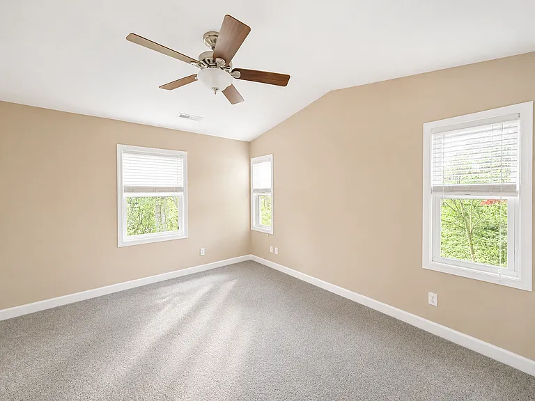 205 Royal Pines Dr — Photo 7