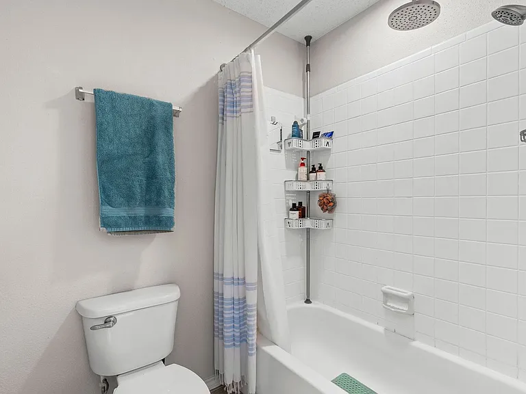 7306 Park Trl W — Photo 24