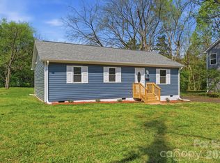 624 Northway Dr, Charlotte, NC 28208