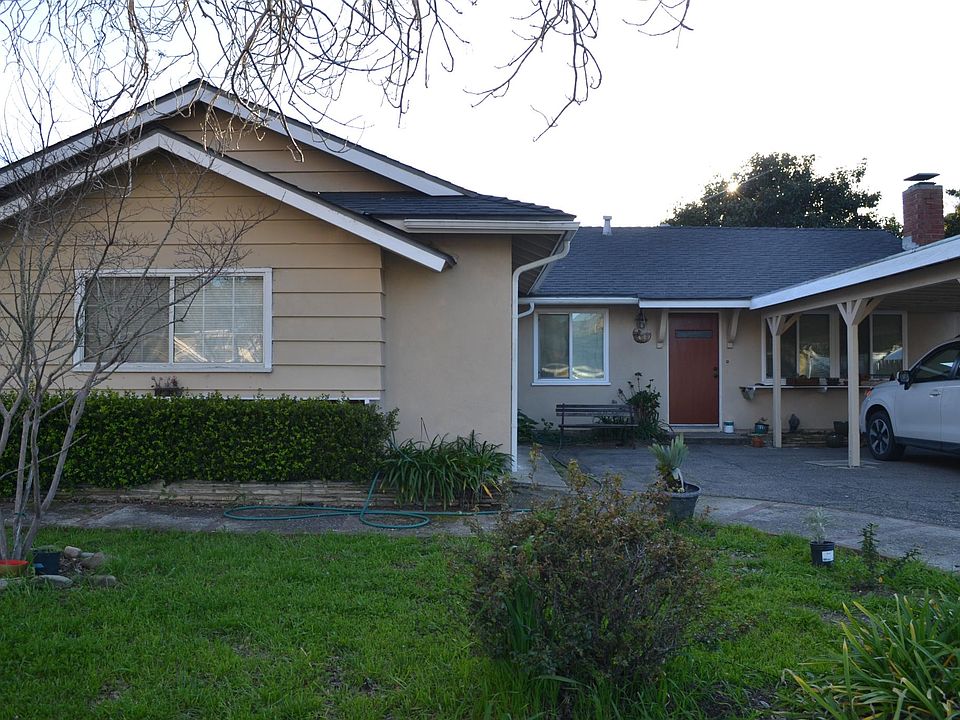 1st image of 1653 Pinecove Dr