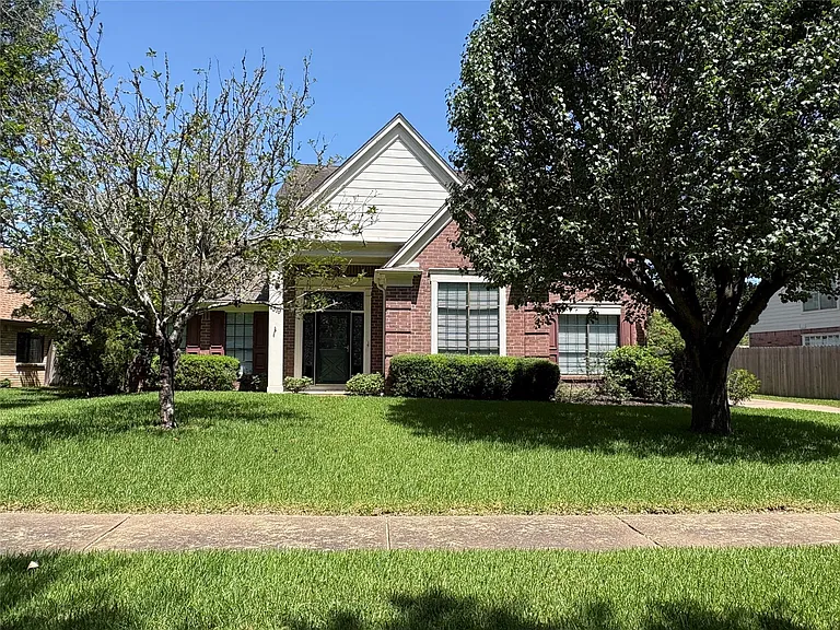2319 Mill Creek Dr — Photo 24