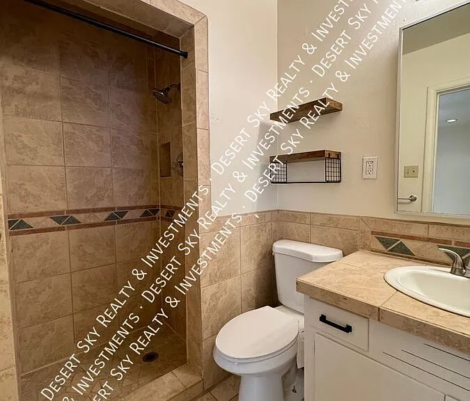 2035 Rosedale Dr — Photo 18