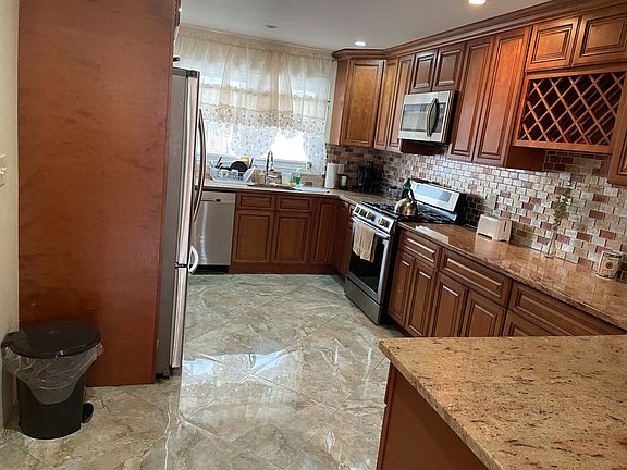 5th image of 8506 Avenue N
