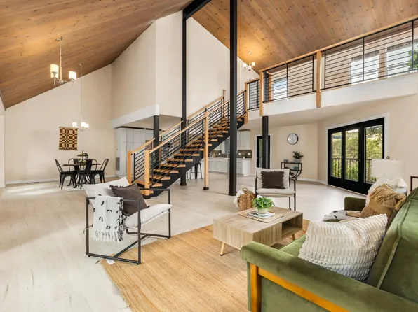 14470 Lake Wildwood Dr, Penn Valley, CA 95946