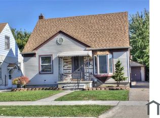 21006 La Salle Blvd, Warren, MI 48089