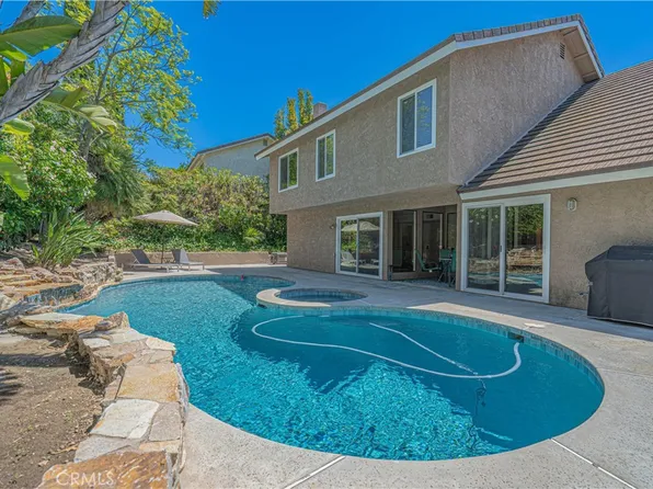 326 Fox Ridge Dr, Thousand Oaks, CA 91361