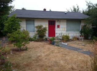 5252 SW Charlestown St, Seattle, WA 98116