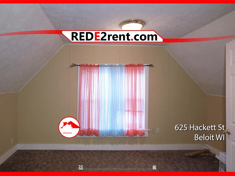 625 Hackett St — Photo 9