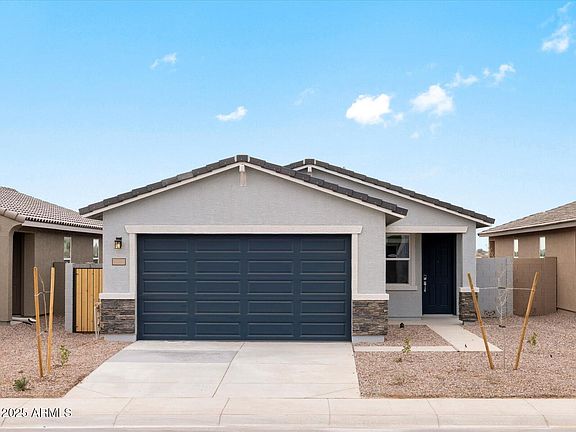 2nd image of 3175 E HAYDEN ROSE Avenue