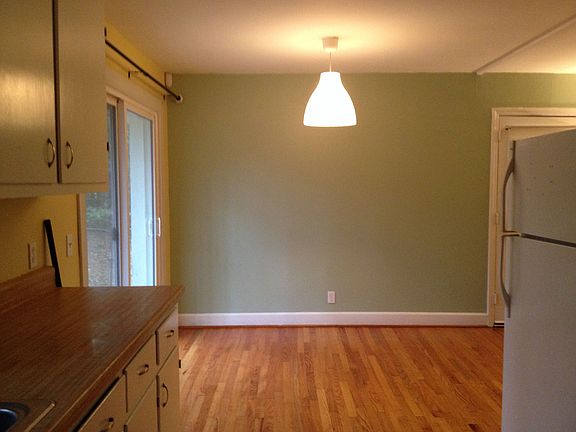 5th image of 3817 Hillgrand Dr