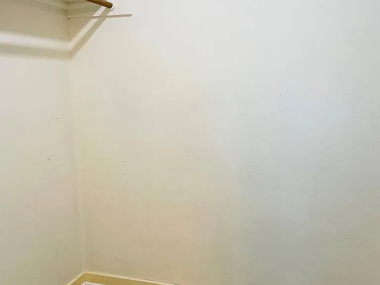16837 Bailey Jean Dr — Photo 11
