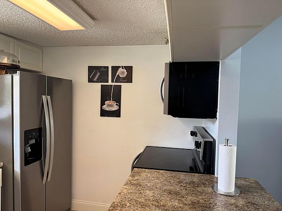 3rd image of 6331 La Costa Drive #B