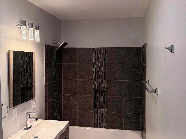 6633 McCook Ave — Photo 5
