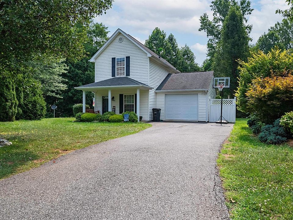 1st image of 109 Averill Ct
