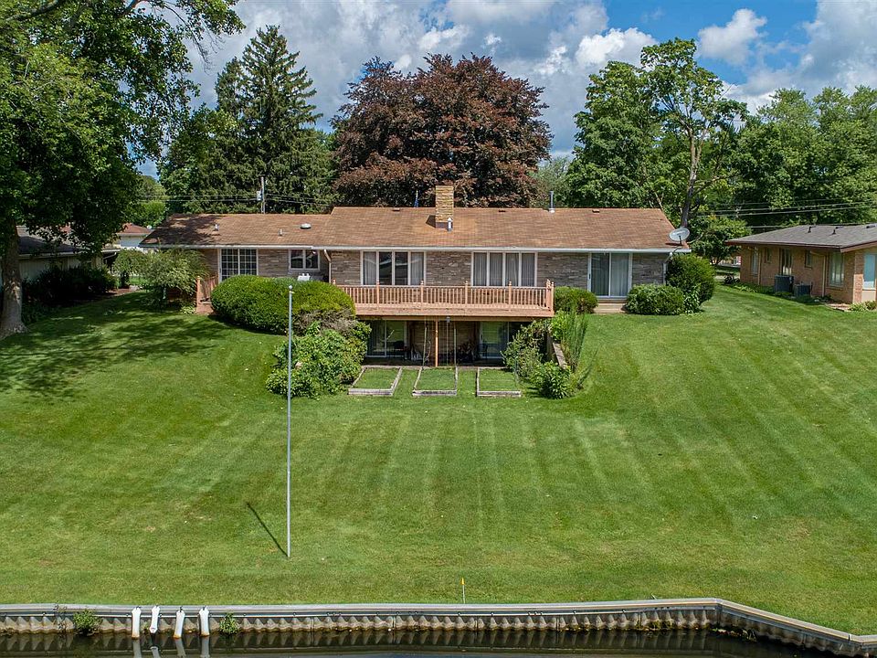 1st image of 23336 Greenleaf Blvd