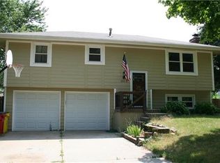 2003 N Plymouth Rd, Independence, MO 64058