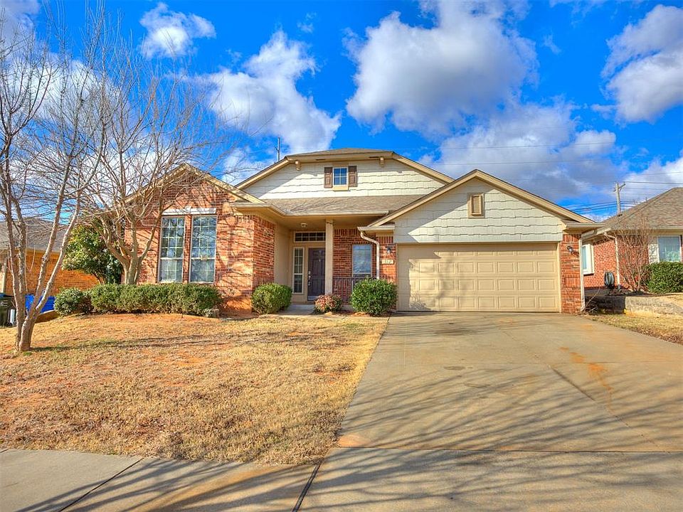 1st image of 312 Lone Oak Dr