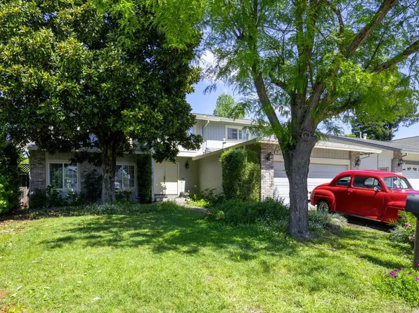 868 Holly Avenue, Rohnert Park, CA 94928