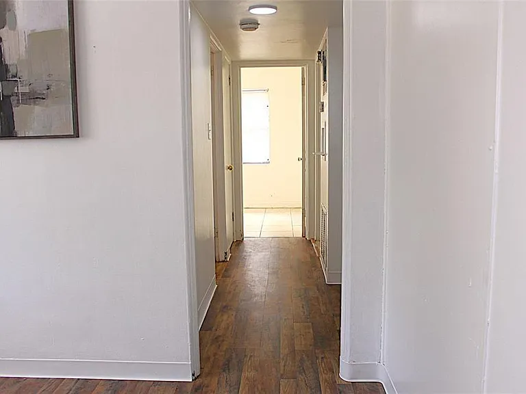 520 Hacienda Ct — Photo 11