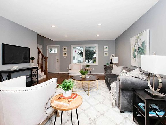 3rd image of 367 Chambers Ave