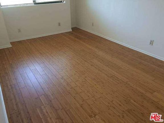 5th image of 9917 Tabor St
