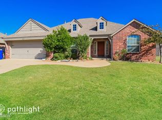 1411 N 18th Pl, Broken Arrow, OK 74012