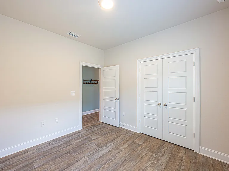 32667 Revere Dr — Photo 26