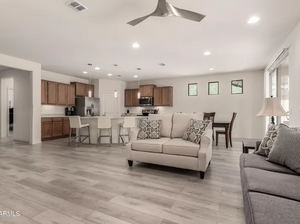 27418 W MOHAWK Lane, Buckeye, AZ 85396