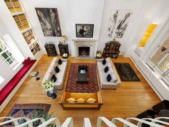 137 East 66th Street image 5 of 17