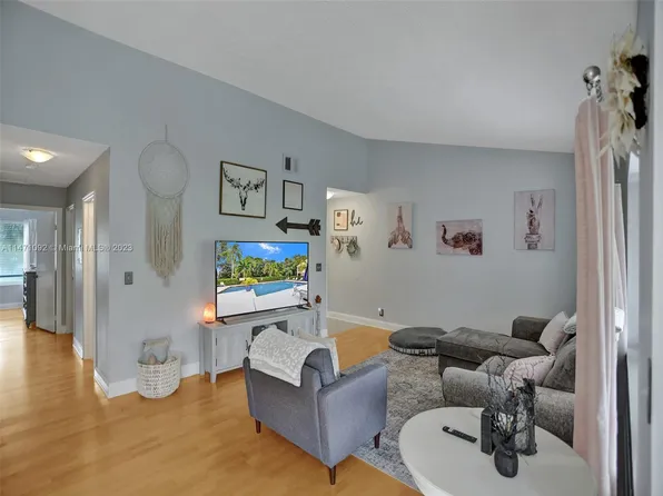815 W Boynton Beach Blvd APT 9203, Boynton Beach, FL 33426
