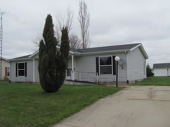 5th image of 305 E Trina Ln
