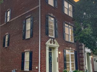 4001 Village Run Rd, Wexford, PA 15090