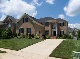 9705 Heathermill Ln, Raleigh, NC 27617