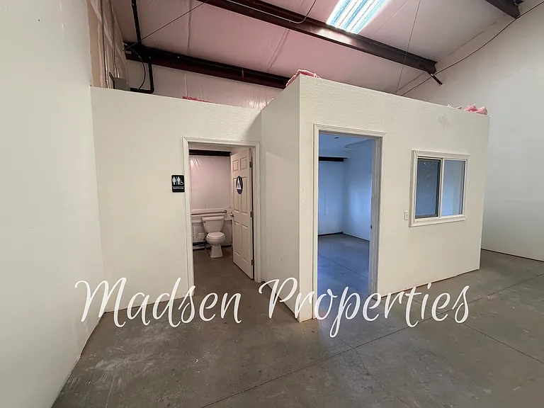 1115 E Ewald Ct #B — Photo 9