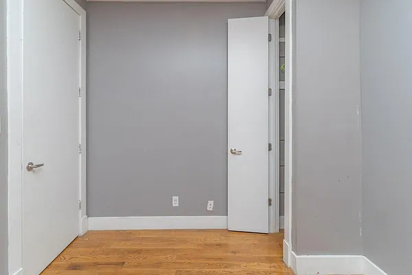 Bedroom, photo 5