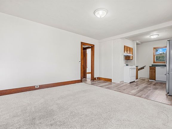 5th image of 908 E Anson St
