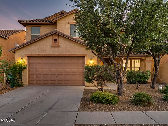 3rd image of 611 W Camino Sorpresa