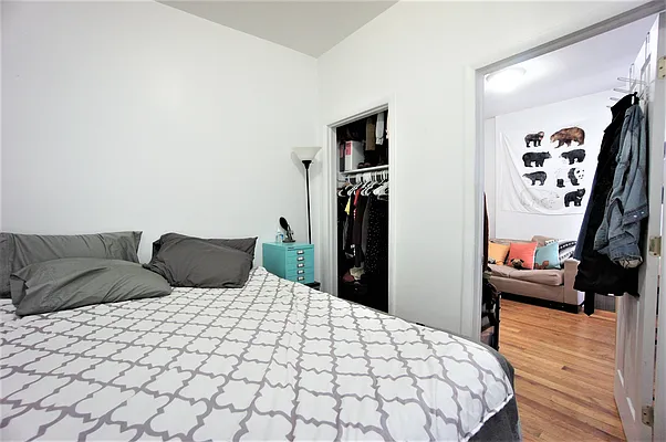 Rented by Compass | media 26