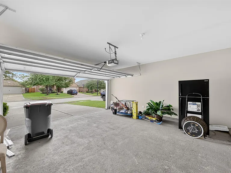 2411 Horned Owl Dr — Photo 42