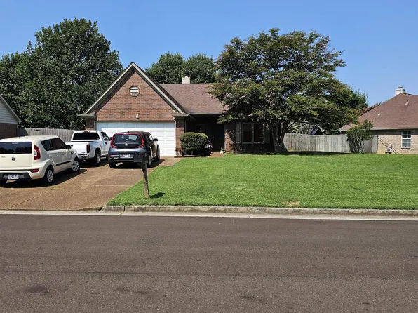 100 Village Dr, Oakland, TN 38060
